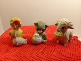 Vintage Set of 3 Porcelain Animal Figurines Celebrating Easter Taiwan  - £11.59 GBP