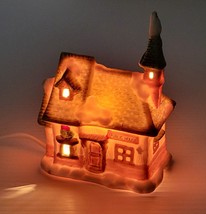 M) Mini Christmas Village Holiday Public House Porcelain Lighted Building - $7.91