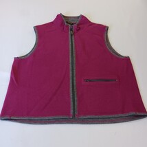 Woolrich Women's Gray/Boysenberry Color Reversible Sleeveless Vest Size XL image 11