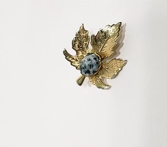 Leaf with Stone Gold Tone Brooch Pin 1&quot;  Vintage Metal - $15.73