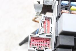 12-15 RANGE ROVER EVOQUE Fuse Box F668 image 6