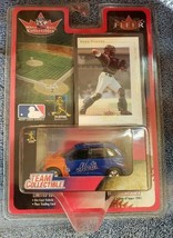 2001 New York Mets Baseball Card PT Cruiser Car Mike Piazza Fleer White Rose FS - $11.13