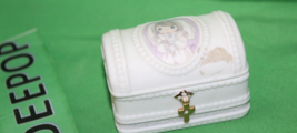 Precious Moments Enesco Brunette Girl Firs Holy Communion Trinket Box PMI 1999 - £15.81 GBP