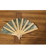 Green Fans Hand Green 11 Inch  - $149.27 MXN