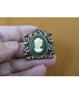 CT2-40 LADY woman green white CAMEO brass scrolled Pin Pendant Jewelry b... - $543.71 MXN