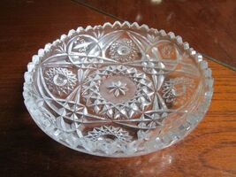 Cut glass candy dish, round saw borders, 6 1/2&quot; diam - $524.55 MXN