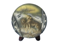 Wolves Howling At The Moon Ceramic Resin 3D Decorative Plate 7&quot; In Diameter - £10.28 GBP