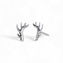 Sterling Silver Tiny Antler Post Earrings 5x9mm - €18,41 EUR