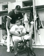 Cecil &amp; Prince Fielder 8X10 Photo Detroit Tigers Picture Baseball Mlb - £3.91 GBP