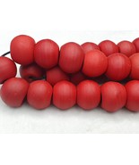 Collana lunga con perle di vetro rotonde rosso sangue scuro - $46.47