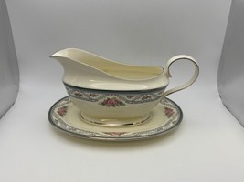 Lenox COUNTRY ROMANCE Gravy Boat with Underplate - $1,497.53 MXN