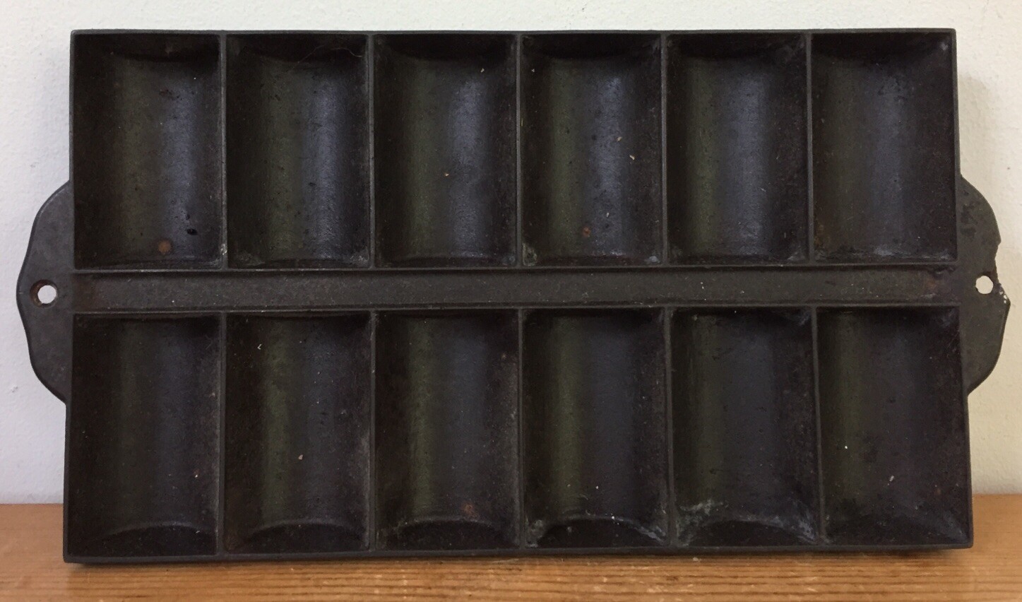 Vtg Primitive Cast Iron Loaf Mold Baking Muffin Cake Cornbread Stick Pan... - $123.75