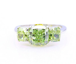 3.60ct Fancy Light Green Yellow GIA Engagement Ring SI2 3 Stones Cushion 18K - £16,562.10 GBP