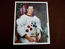Joe Kerwin Jack Lousma Nasa Skylab 2 Astronauts Ap Signed Color Litho Photos - £77.86 GBP