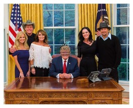 President Donald Trump w/ Sarah Palin, Ted Nugent &amp; Kid Rock 8X10 Photo - £6.89 GBP