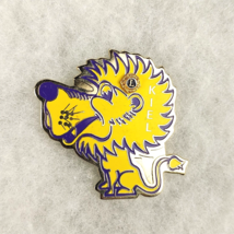 Vintage Kiel Wisconsin Yellow Lion Lions Club Metal Enamel Lapel Pin - £5.49 GBP