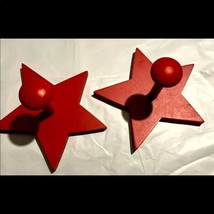 Two wooden star shaped wall hooks, each one measures 6“ x 7 - £7.67 GBP