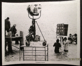 JAWS:STEVEN SPIELBERG:DIR: (ORIGINAL VINTAGE ON LOCATION JAWS PHOTO (CLA... - $197.99