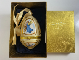 Mr. Christmas Musical Egg Ornament Music Box Porcelain Valerie Parr Hill Angel - £23.18 GBP