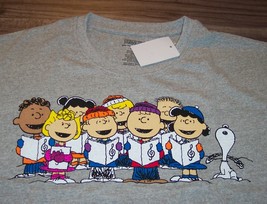 P EAN Uts A Charlie Brown Christmas Carolers T-Shirt Small New Snoopy Lucy Sally - £15.46 GBP