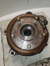 Passenger Right Rear Knuckle/Stub Fits 05-11 STS 1377883 - $40.54