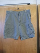 Izod Mens Olive Green Cargo Shorts Size 36 - £13.87 GBP