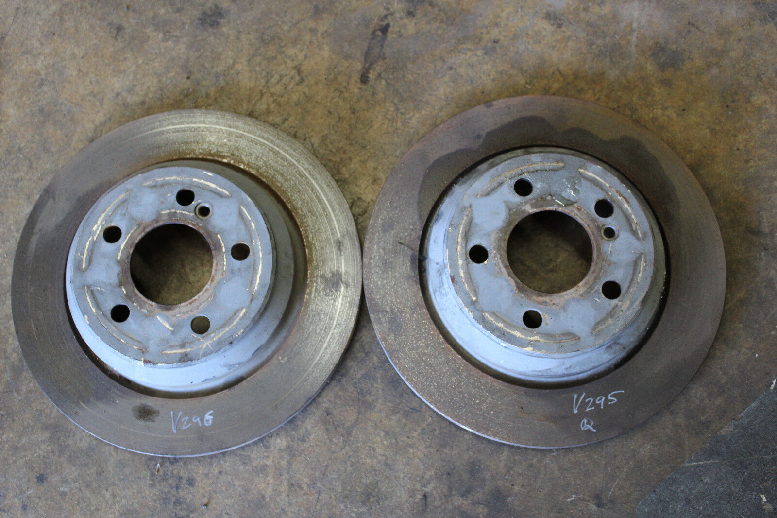 00-06 MERCEDES CL500 CL600 REAR LEFT RIGHT BRAKE DISC ROTORS PAIR V295 V296 - $68.79