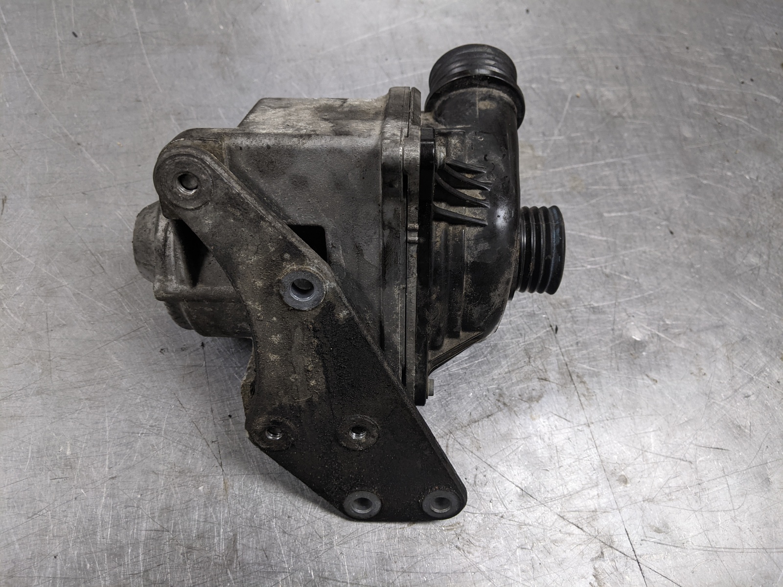Auxiliary Electric Water Pump For 11-12 BMW 535i xDrive  3.0 11868015 - $89.05