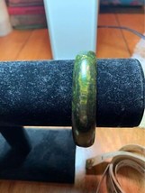 Green Swirl Bakelite Bracelet - £47.51 GBP