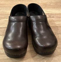 Dansko Professional Box Clog Shoe Mahogany Brown Leather Size 43 - $79.00