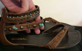 Boho style women sandals size 8 brown faux leather with beads &amp; turqoise stones - £7.05 GBP