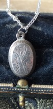 Antique Vintage 1940-s 925 Silver Small Pendant on Modern 20 inch Chain. - $1,224.99 MXN