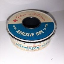 Johnson &amp; Johnson  RED CROSS Vintage Adhesive Tape Tin First Aid Collectibles - £7.88 GBP