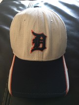 Detroit Tigers New Era  Fitted Hat Size Medium – Large Hat Cap - $8.15