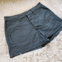 Universal Thread Shorts Women&#39;s Size 10 Green Stretch Pockets - £9.41 GBP