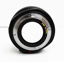 Canon EF 50mm f/1.2L USM Standard Lens - Black image 5