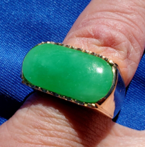 Earth mined Green Jade Deco Ring Antique 18k Gold Setting Size 8.75 - £26,114.95 GBP