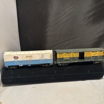 HO Scale 8488 Chicago Northwestern Stock Car&amp; Refrigerator Car Signs&amp;People Lot - £10.04 GBP
