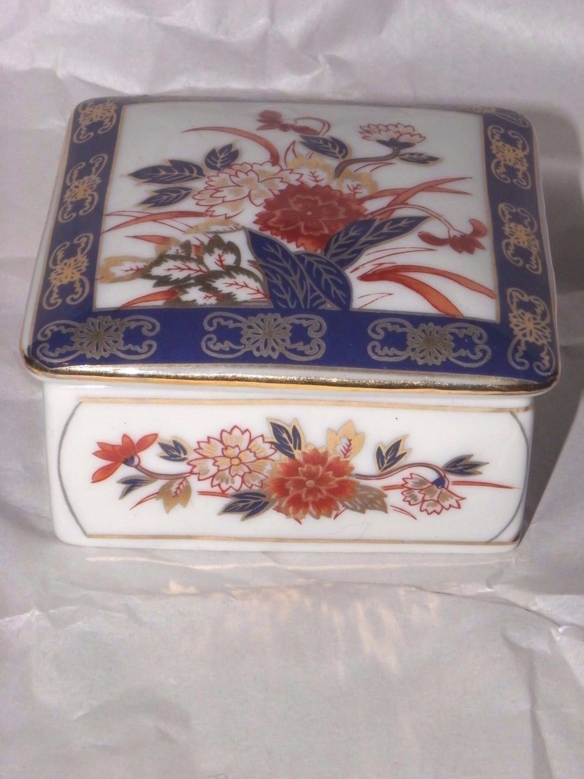Vintage Japanese Porcelain 3&quot; Trinket Box Detailed Floral &amp; Designs - $7.92