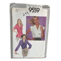 Simplicity Sewing Pattern 9559 Blouse Shirt Tunic Top Misses Size 10 UNCUT - $4.79