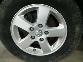 Wheel 16x6-1/2 Aluminum 5 Spoke Painted Finish Fits 08-13 CARAVAN 103928025 - $264.51