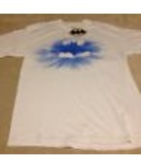 Batman Men&#39;s T-Shirt White With Blue Symbol T-Shirt Size Large - £11.10 GBP