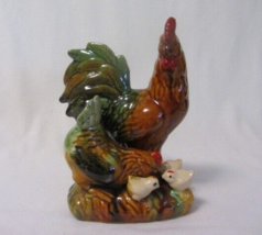 Vintage Rooster Hen &amp; 3 Chicks Ceramic 8&quot; Figurine Farmhouse Decor - £19.14 GBP