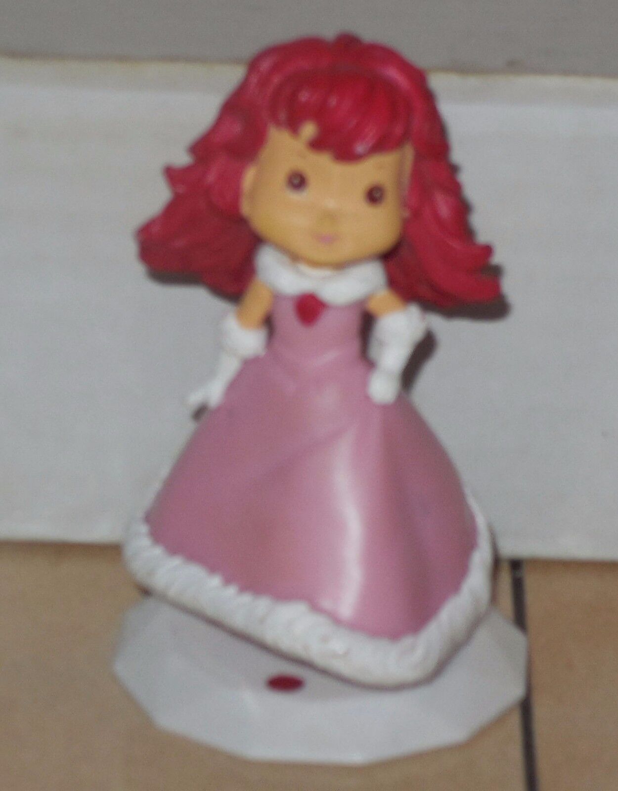 2006 Playmates Strawberry Shortcake 3.5" PVC Figure Cake Topper - $9.65
