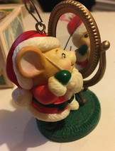 Avon 1982 Melvin &amp; Merrymouse Keepsake Ornament In Box Santa Mouse Mirror - £5.53 GBP