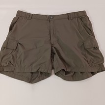 The North Face AV2N Women&#39;s Green Stow Pockets Nylon Cargo Shorts Sz 8 (... - $21.77