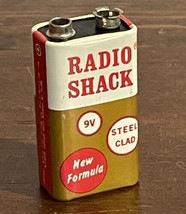 VINTAGE 9 VOLT RADIO SHACK BATTERY STEEL CLAD NEW FORMULA for display on... - £11.03 GBP