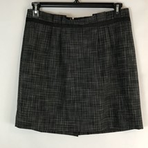 Merona Skirt Size 12 Pleated Above Knee Black Gray Lined Stretch Norm Core - $14.74