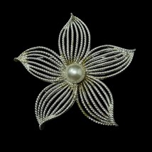 Vintage Sarah Coventry Signed 1970s Moonflower Silver Tone Faux Pearl Brooch Pin - £8.85 GBP