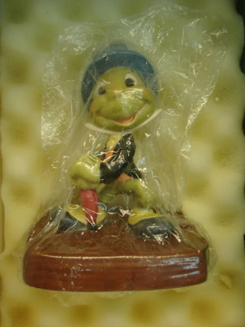 Primary image for Walt Disney Classics WDCC Jiminy Cricket Pinocchio "Cricket's The Name" Figurine
